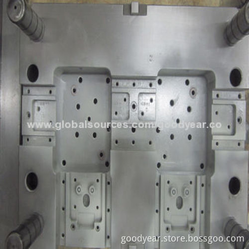 Injection Mold for Right/Left Nose Cover